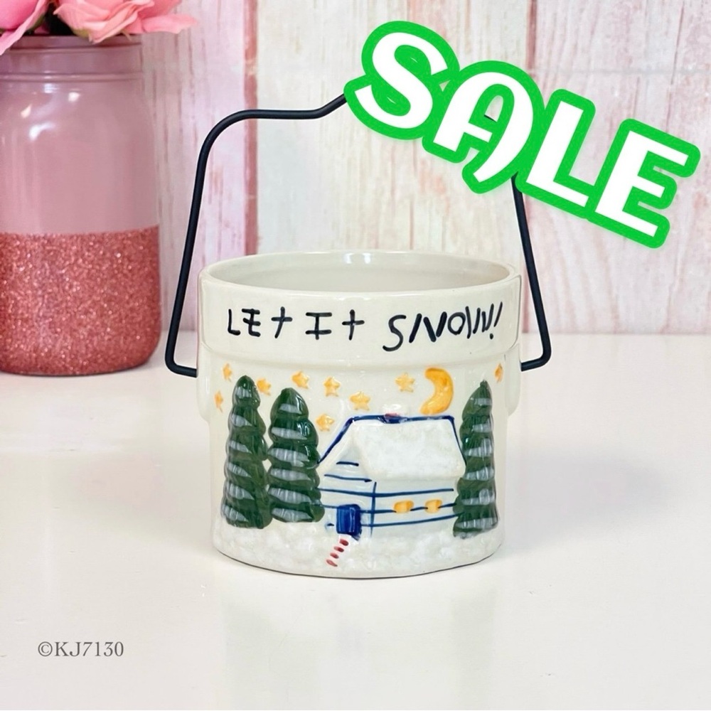 Vintage Tender Heart Treasures Let It Snow Christmas Holiday Ceramic Pot Crock